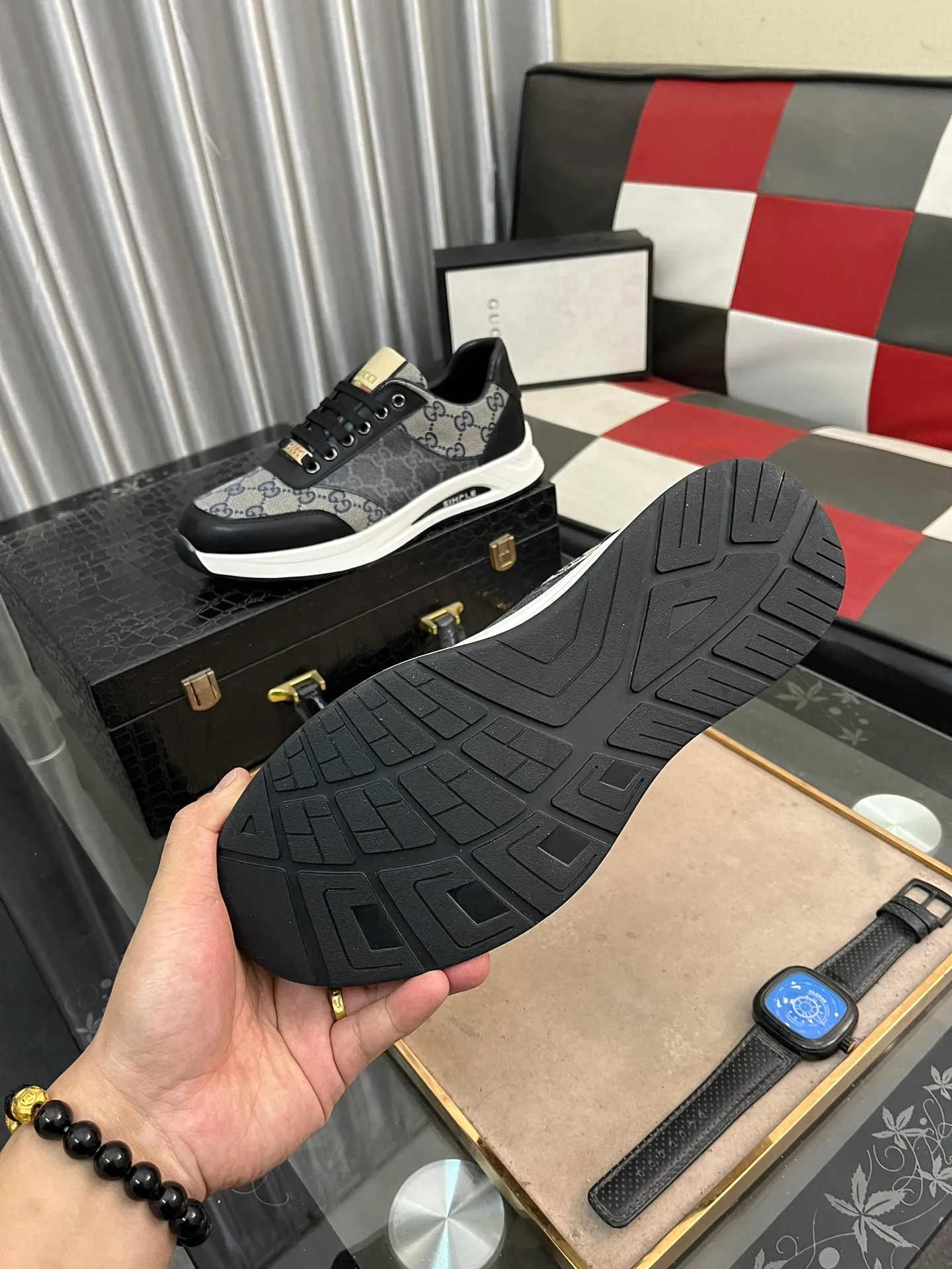 Men's Men's Shoes 💰420 ⌚️⌚️[GUCCI] Gucci men's casual shoes are absolutely popular 🔥The ultimate matching item for trendy men! Irresistible charm of super texture, the main recommendation, the upper is made of high-quality cowhide + breathable fabric, sheepskin feet, wear-resistant rubber sole, noble and elegant! Extremely comfortable🎁🎁You can be as handsome as you want💪 Size: 38-44!